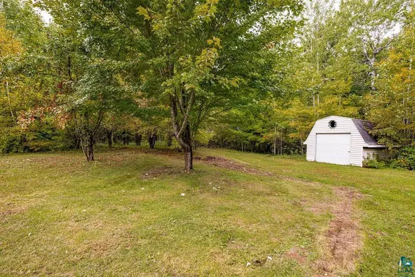 7704 Swan Lake Rd, Saginaw, MN 55779