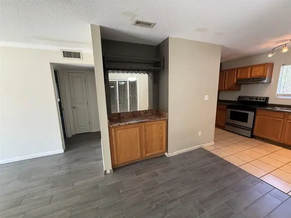507 NW 39TH RD #102, Gainesville, FL 32607