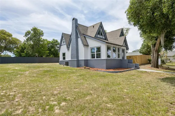 1326 EAST AVE, Clermont, FL 34711