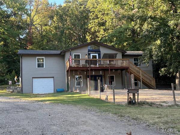 2477 State Highway E, Scott City, MO 63780