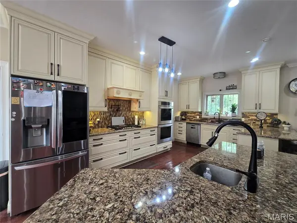 305 N Jackson ST, Kennett, MO 63857