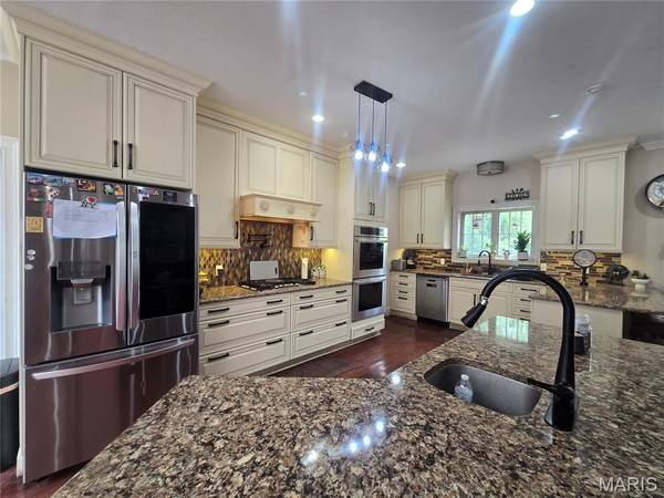 305 N Jackson ST, Kennett, MO 63857