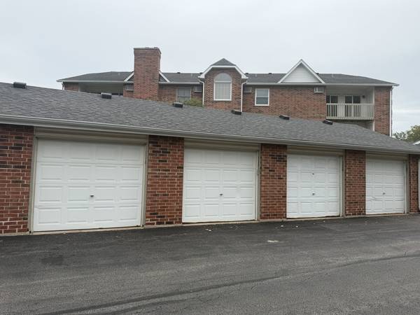 1351 Cunat CT #3B, Lake In The Hills, IL 60156