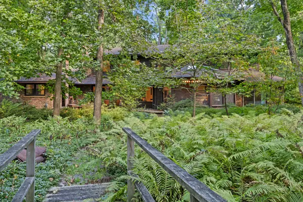 2975 Arrowwood TRL, Riverwoods, IL 60015