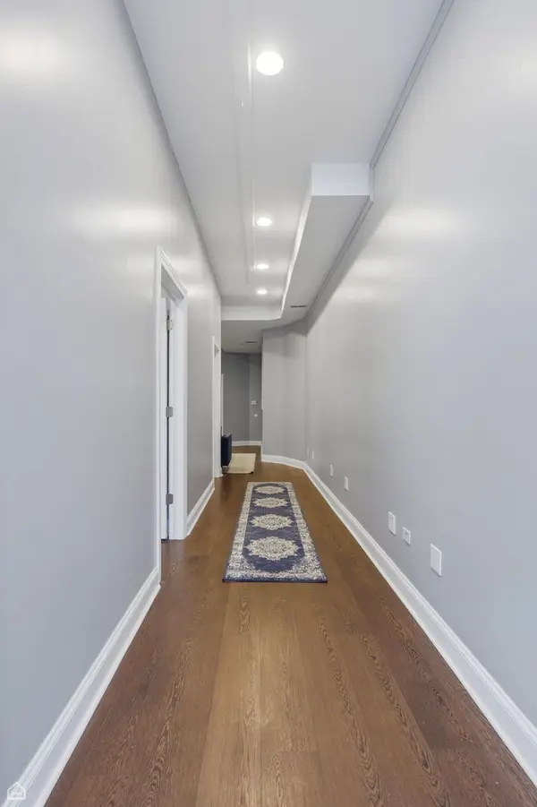 4124 N Lincoln AVE, Chicago, IL 60618