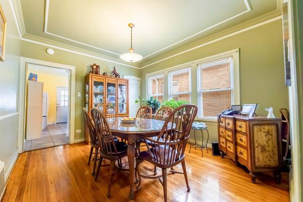 5733 S Whipple ST, Chicago, IL 60629