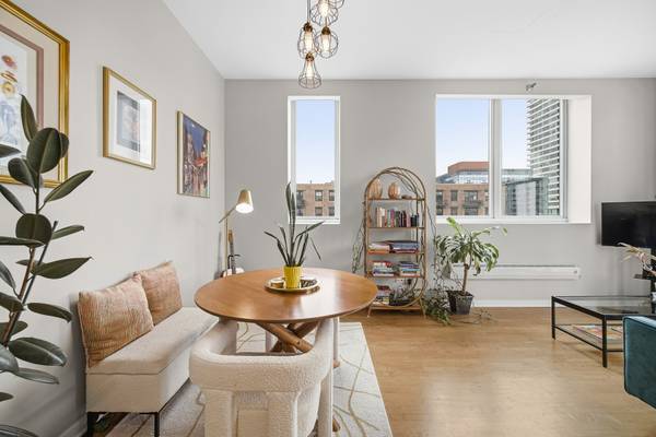 1600 S Indiana AVE #610, Chicago, IL 60616