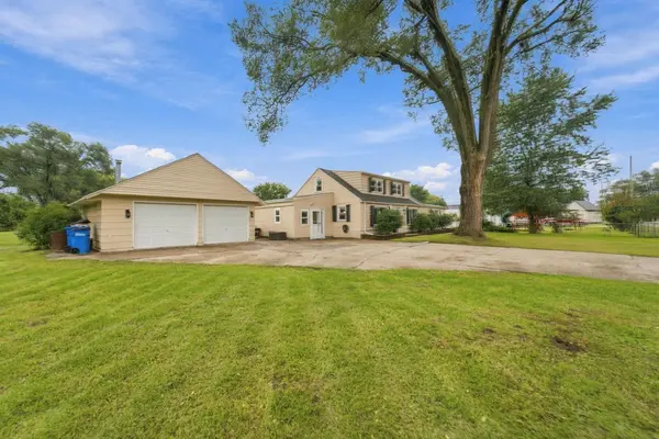 126 N Roosevelt RD, Evansdale, IA 50707