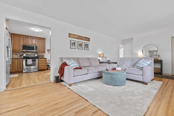10143 Cottonwood ST NW, Coon Rapids, MN 55448