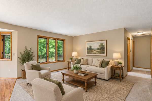 8026 173rd ST W, Lakeville, MN 55044
