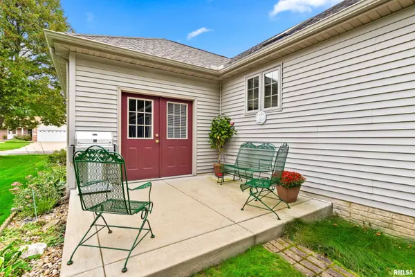 1803 THARP ST, Pekin, IL 61554