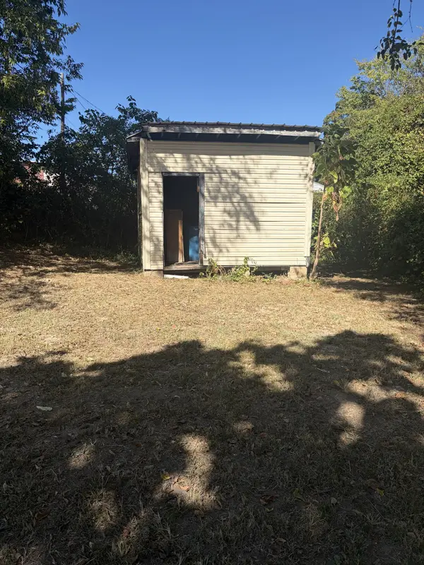 812 Younglove St, Hopkinsville, KY 42240