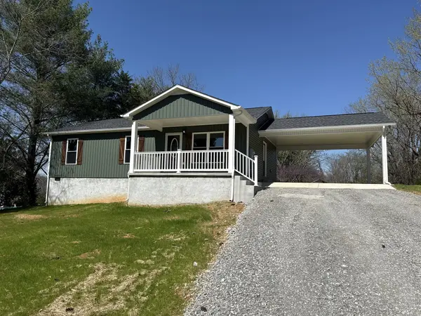 44 Blue Lake Rd, Mcminnville, TN 37110
