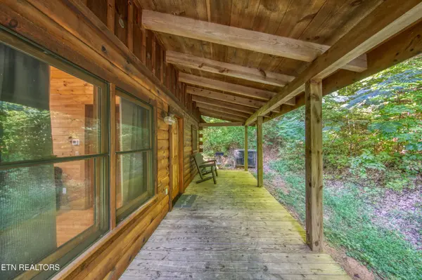 520 Ogle Drive, Pigeon Forge, TN 37863