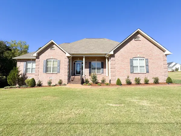 340 Woodlands Dr, Gallatin, TN 37066