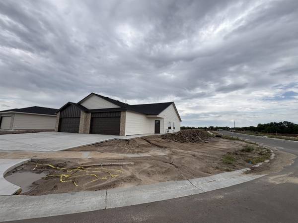 2928 S Denene St, Wichita, KS 67215