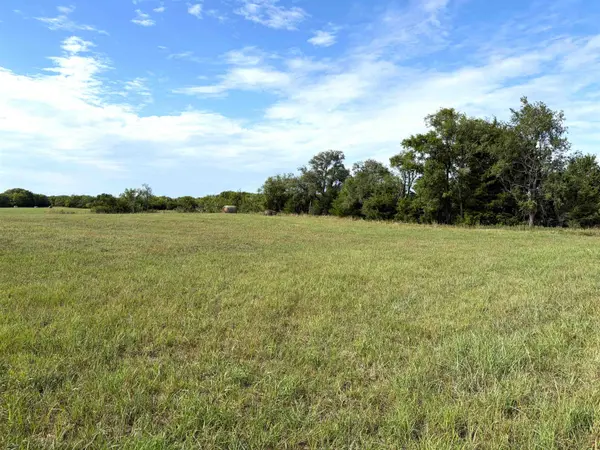 00001 27th Ave, Canton, KS 67428