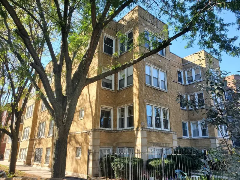 3512 W Leland AVE #1, Chicago, IL 60625