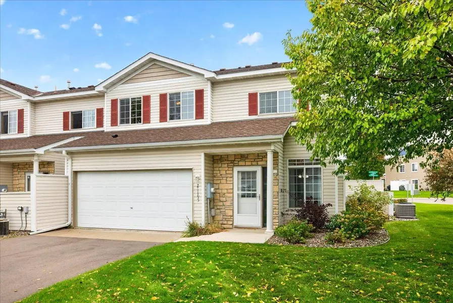 21195 N Clydesdale Curve, Forest Lake, MN 55025