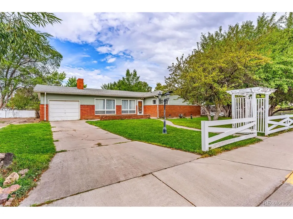 709 Berkeley, Alamosa, CO 81101