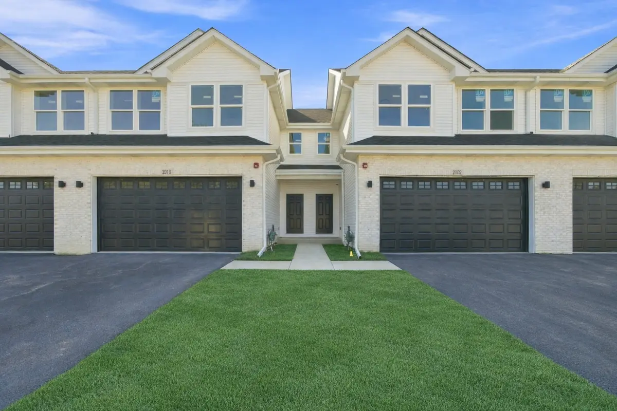 2009 Princess CT, Lockport, IL 60441