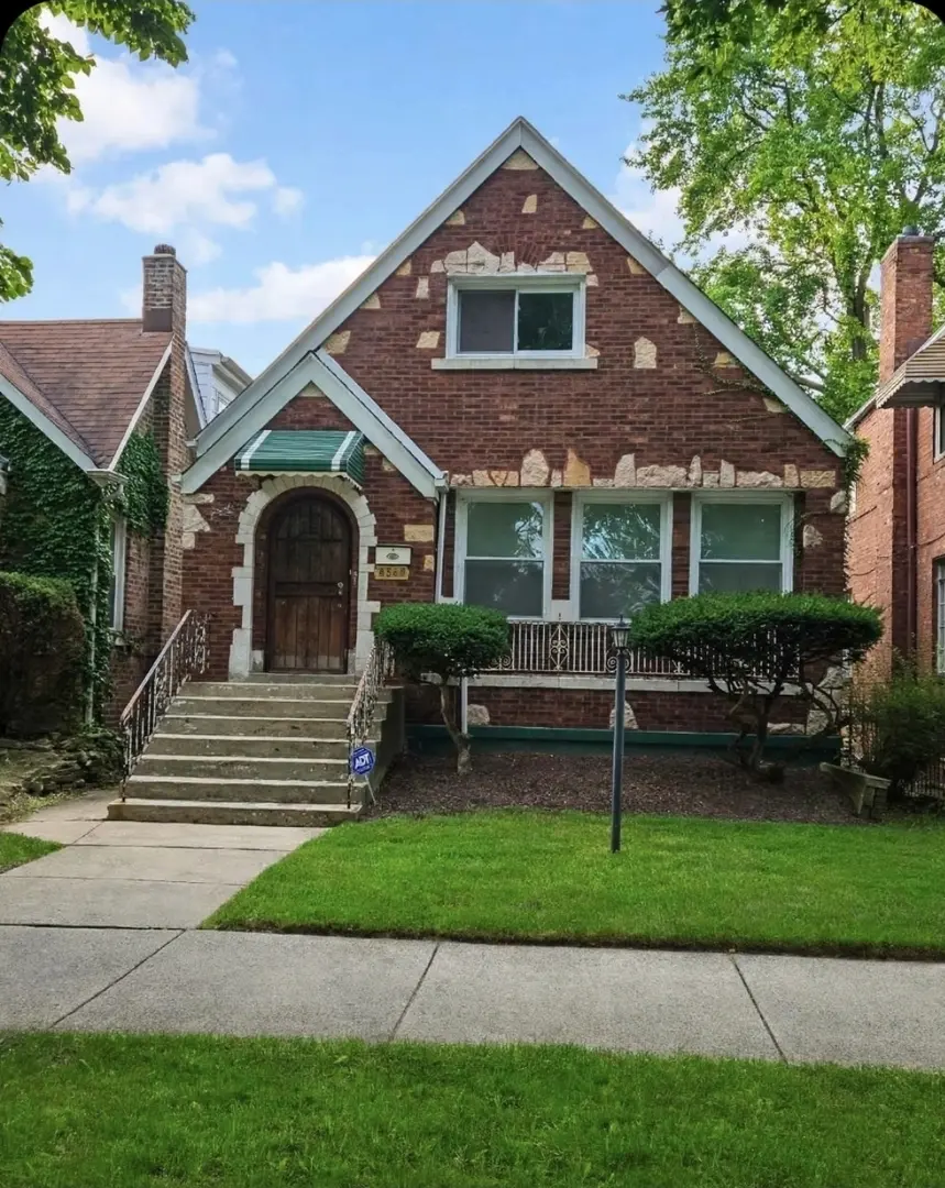 8548 S Vernon ST, Chicago, IL 60619