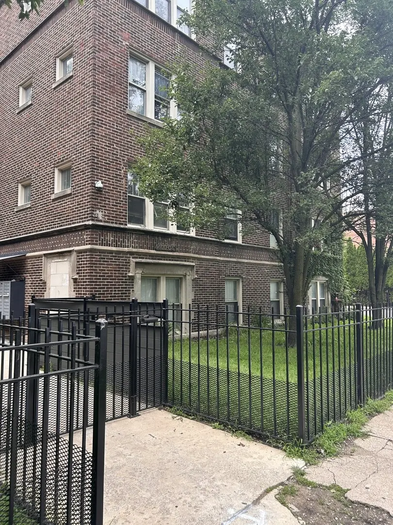4400 S Drexel BLVD #411, Chicago, IL 60653