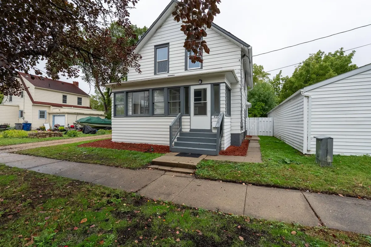 415 3rd AVE S, Moorhead, MN 56560