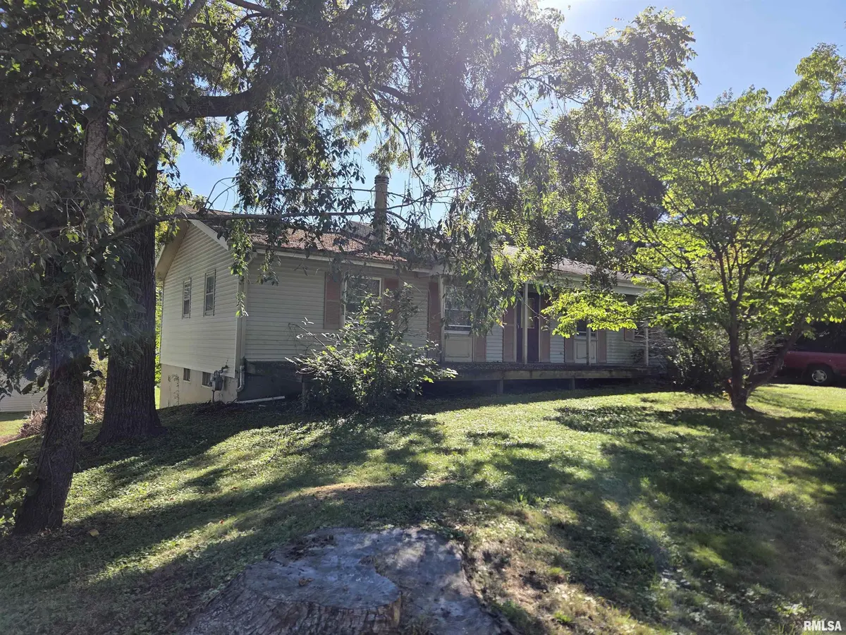 10 KIMBERLY CT, Macomb, IL 61455