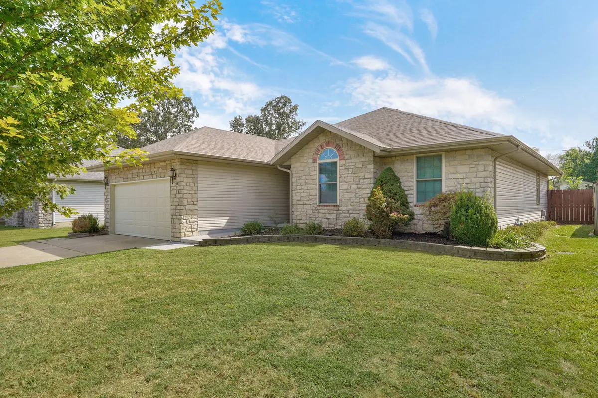 155 Cody DR, Rogersville, MO 65742