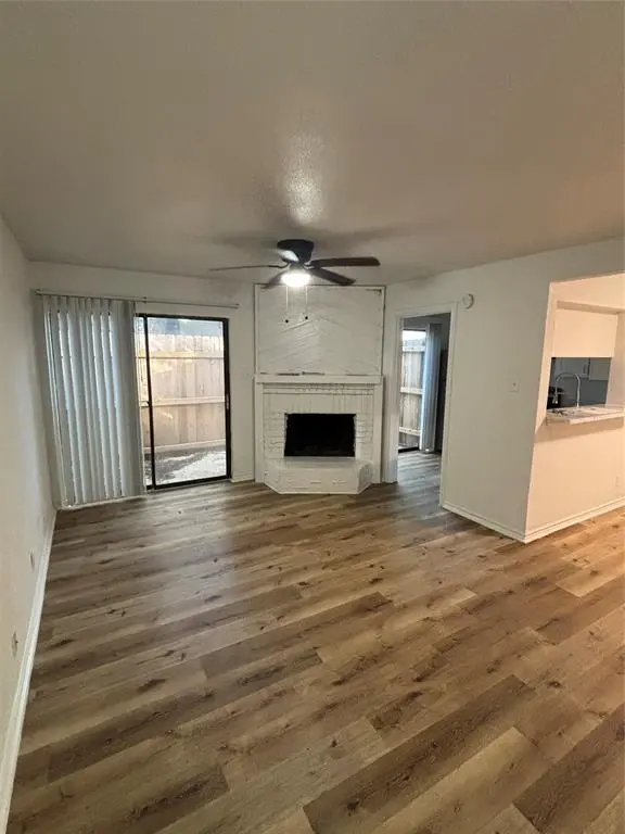 6026 Stoneybrook Drive, Fort Worth, TX 76112