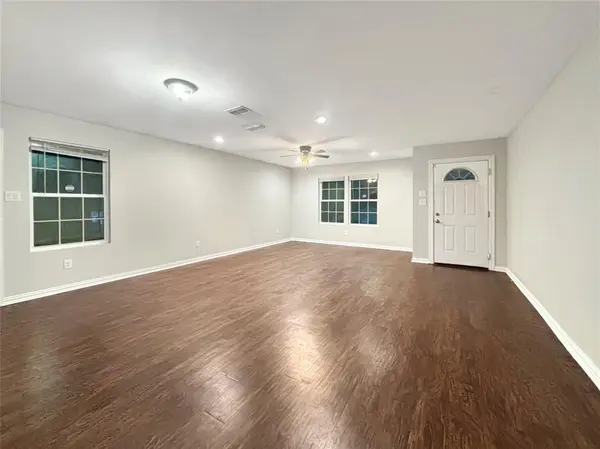 4831 Burnside Avenue, Dallas, TX 75216