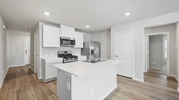 5504 FLANNEL Lane, Denton, TX 76249