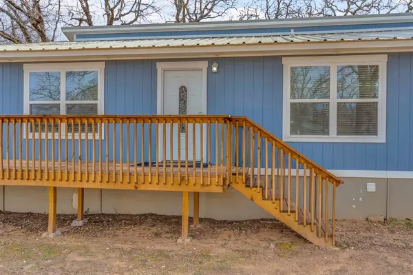 217 Comanche Trail, Nocona, TX 76255