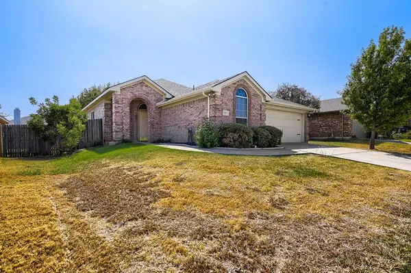 6221 Brooklynn Drive, Fort Worth, TX 76179