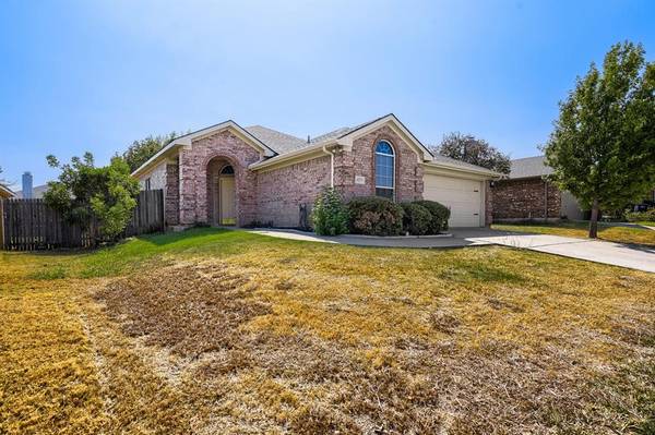 6221 Brooklynn Drive, Fort Worth, TX 76179