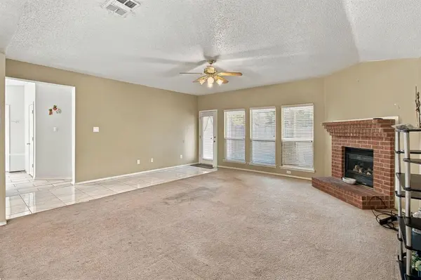 752 Eldorado Drive, Desoto, TX 75115