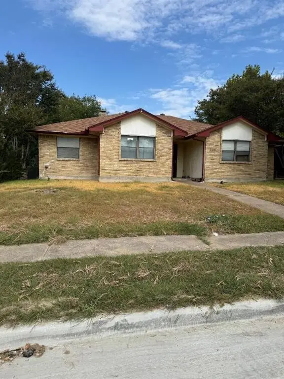 705 Angle Ridge Circle, Garland, TX 75043