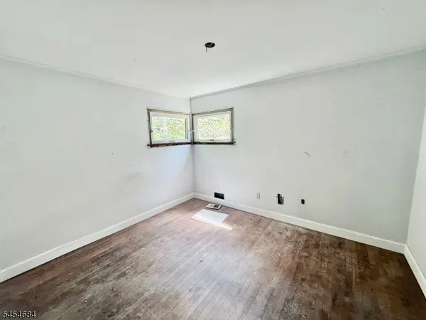69 Cranberry Ledge Rd, Byram Twp., NJ 07821