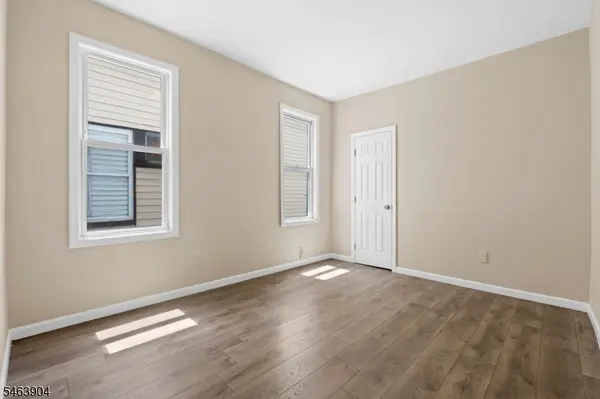 278 Wainwright St, Newark City, NJ 07112