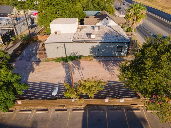 1805 E 7th ST, Austin, TX 78702