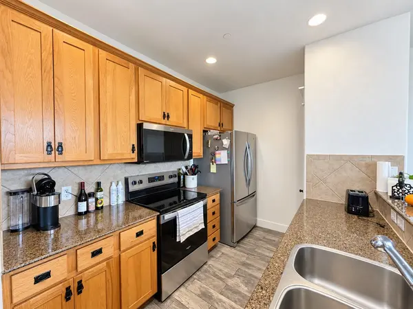 17808 Maritime Point DR #202, Jonestown, TX 78645