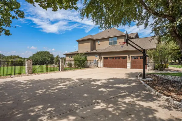 313 Escondido DR, Georgetown, TX 78633