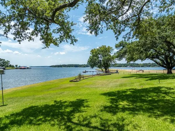 109 Key Allegro DR, Bullard, TX 75757