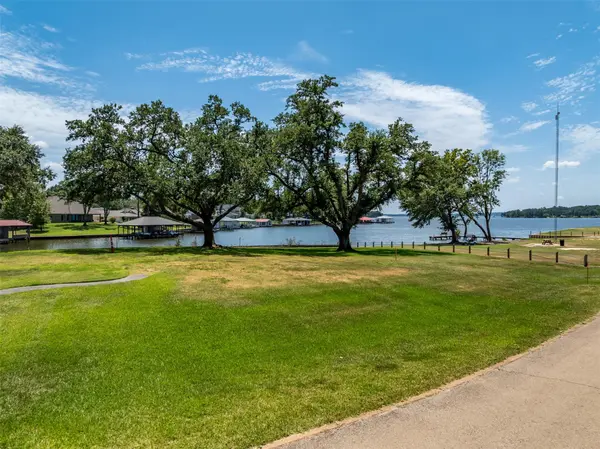 109 Key Allegro DR, Bullard, TX 75757