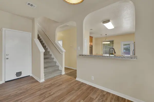 102 Wisteria WAY, San Marcos, TX 78666
