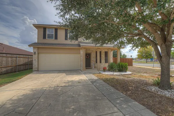 102 Wisteria WAY, San Marcos, TX 78666