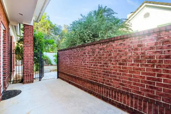 4010 Long Champ DR #22, Austin, TX 78746