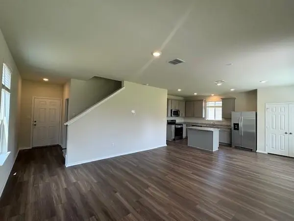 570 Papaya DR, Buda, TX 78610