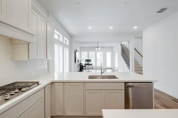 712 Lariat LOOP, Liberty Hill, TX 78642